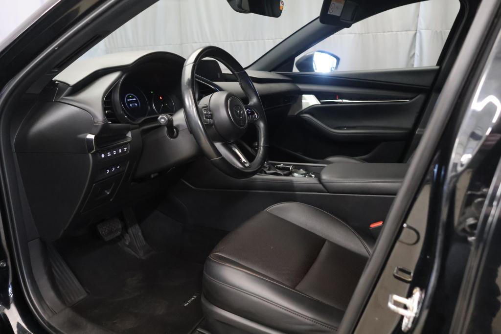 Mazda 3 2019, kuva 7/23