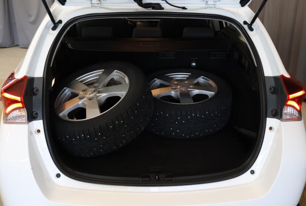 Toyota Auris Touring Sports 1,2 T Active 2016, kuva 6/25