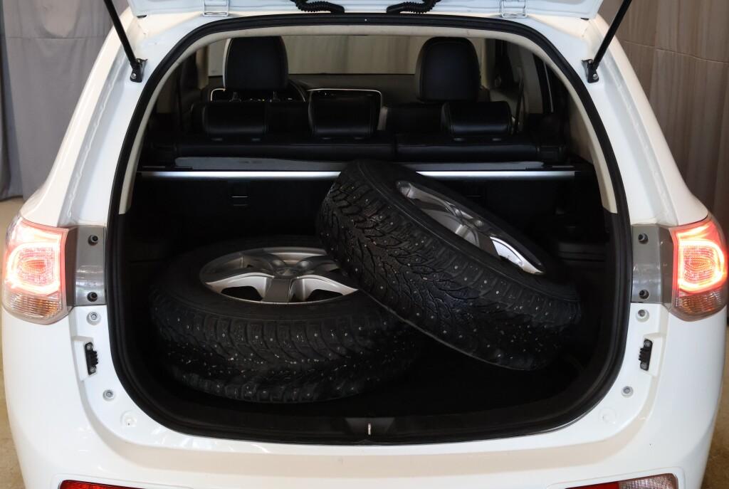 Mitsubishi Outlander 2015, kuva 6/24