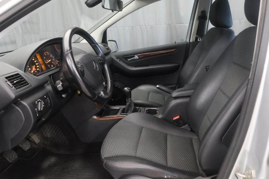 Mercedes-Benz A 2011, kuva 7/17