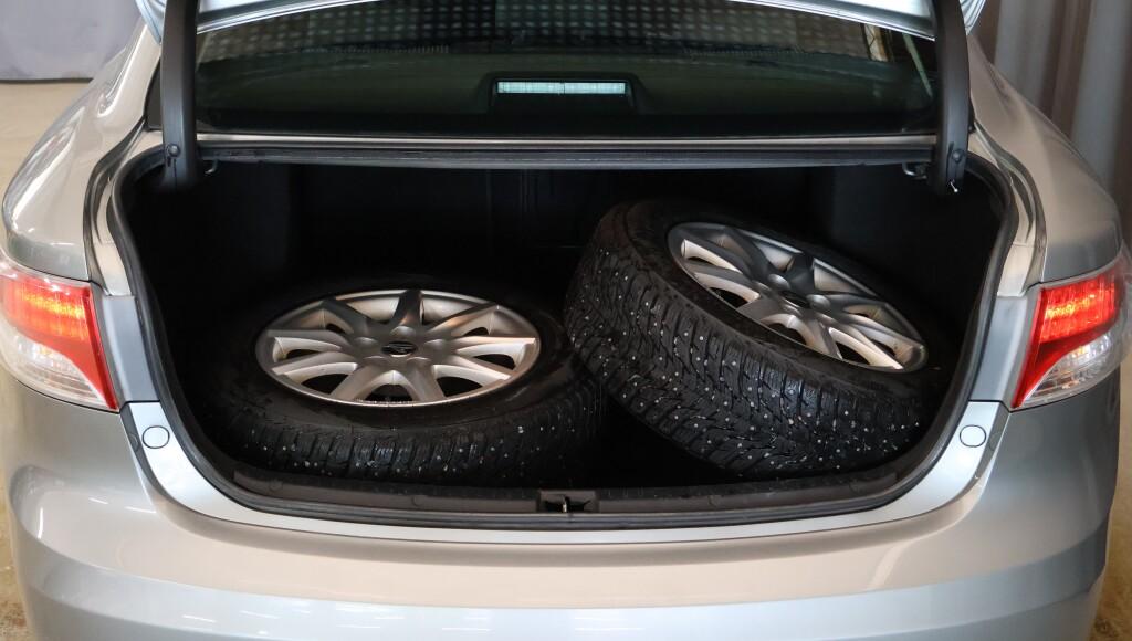 Toyota Avensis 2011, photo 6/24
