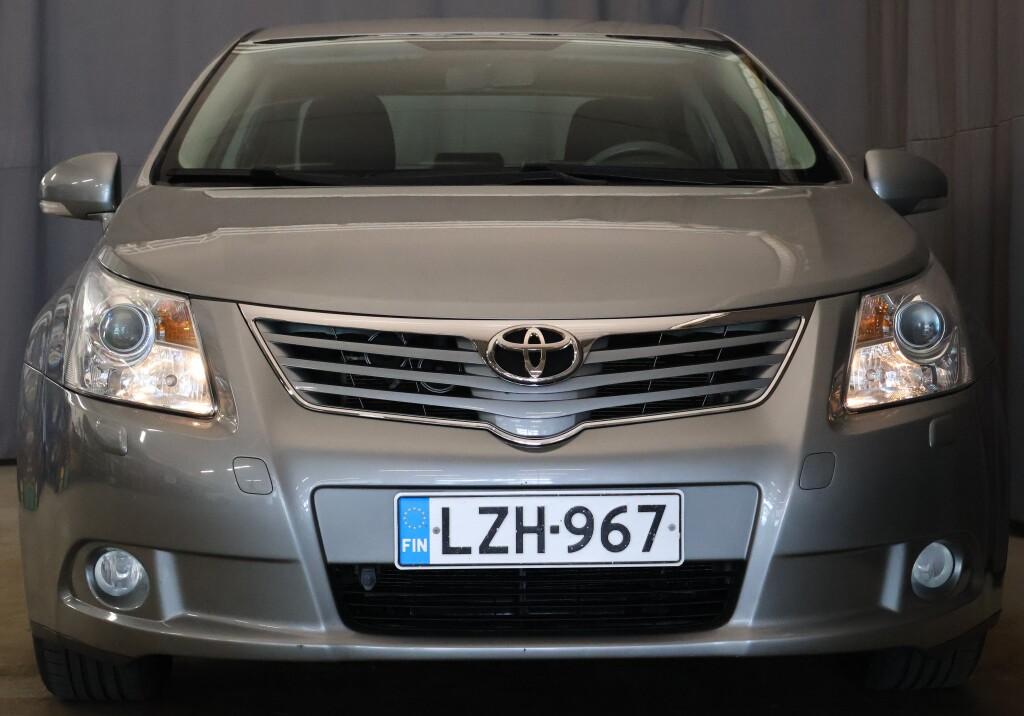 Toyota Avensis 2011, photo 4/24