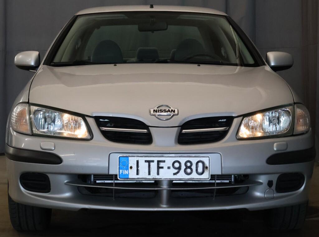 Nissan Almera 1.8 sedan aut 2002, kuva 4/20