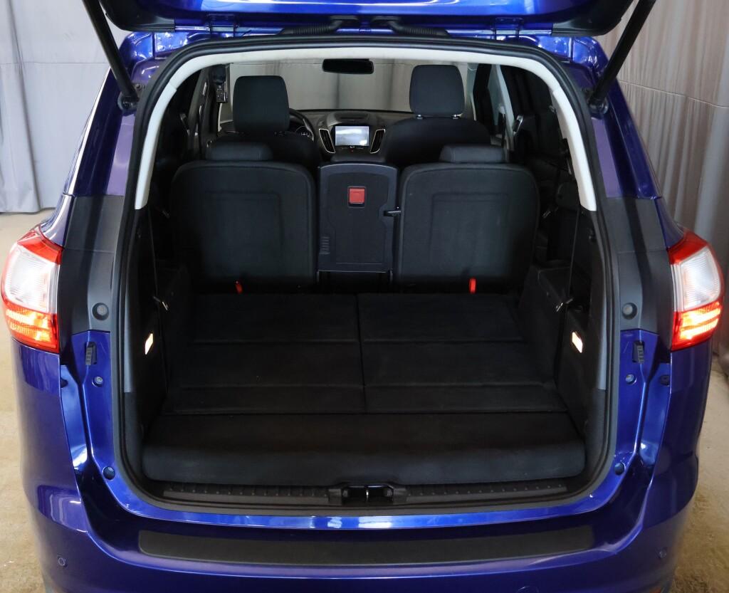 Ford C-MAX Grand 2017, kuva 7/29