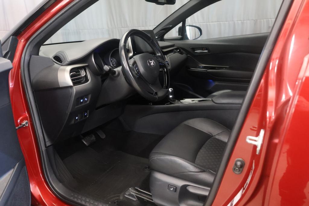 Toyota C-HR 1,8 Hybrid Intense 2018, kuva 7/28