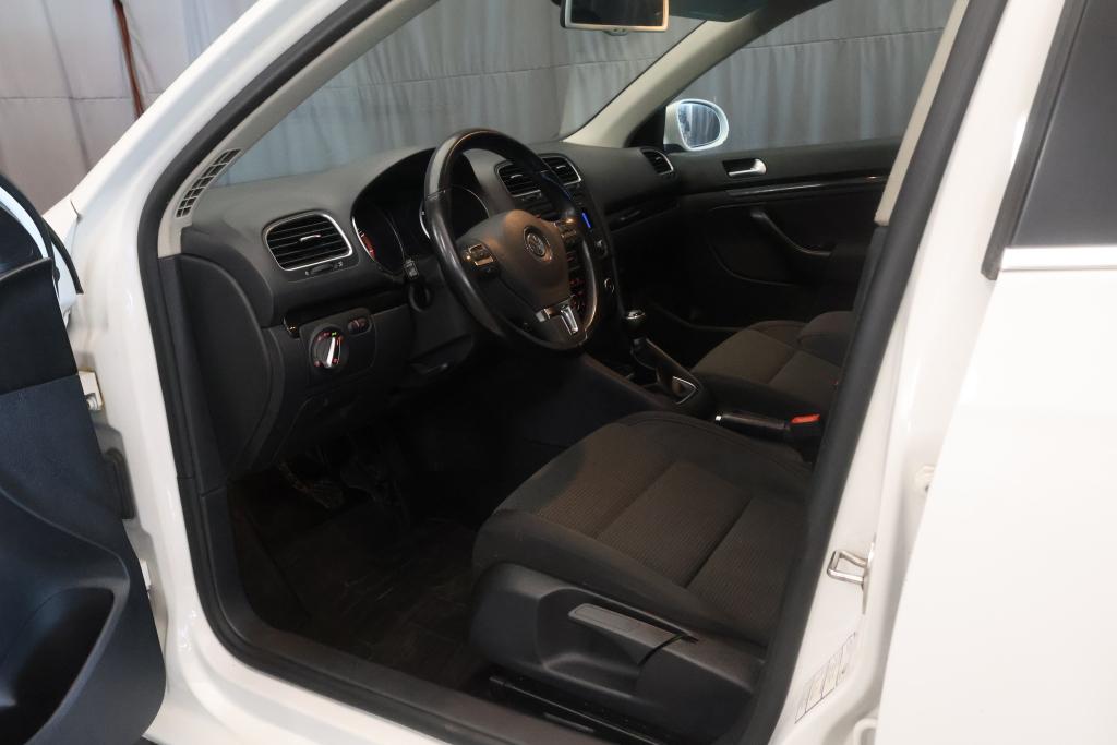 Volkswagen Golf 2010, kuva 7/23