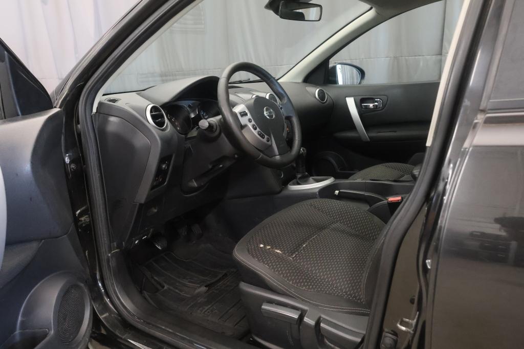 Nissan Qashqai 1,6 Acenta 5MT Glass roof 2008, photo 7/23