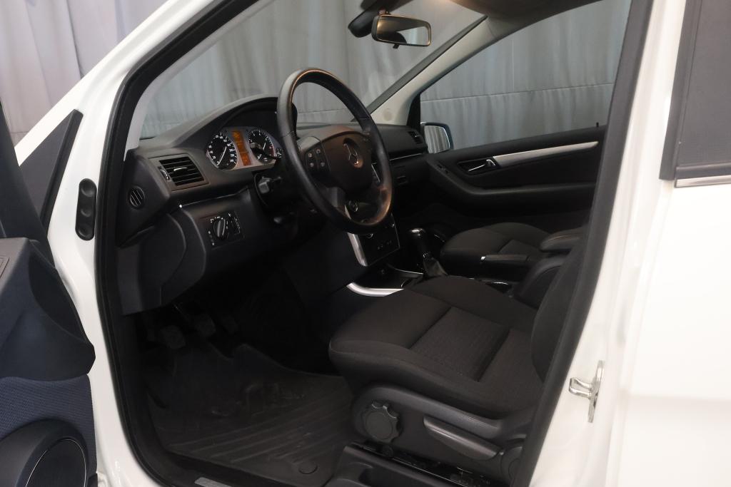 Mercedes-Benz B 180 BE Premium Business 2011, kuva 7/23