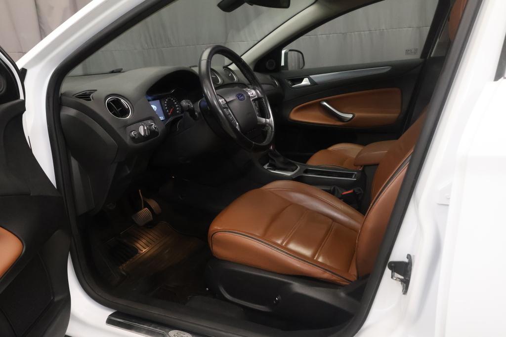 Ford Mondeo 2012, kuva 7/22