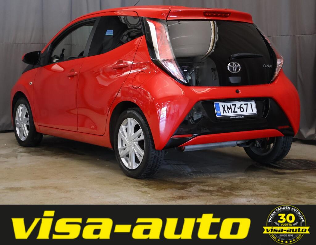 Toyota Aygo 1,0 VVT-i x-play 5ov 2017, kuva 3/23
