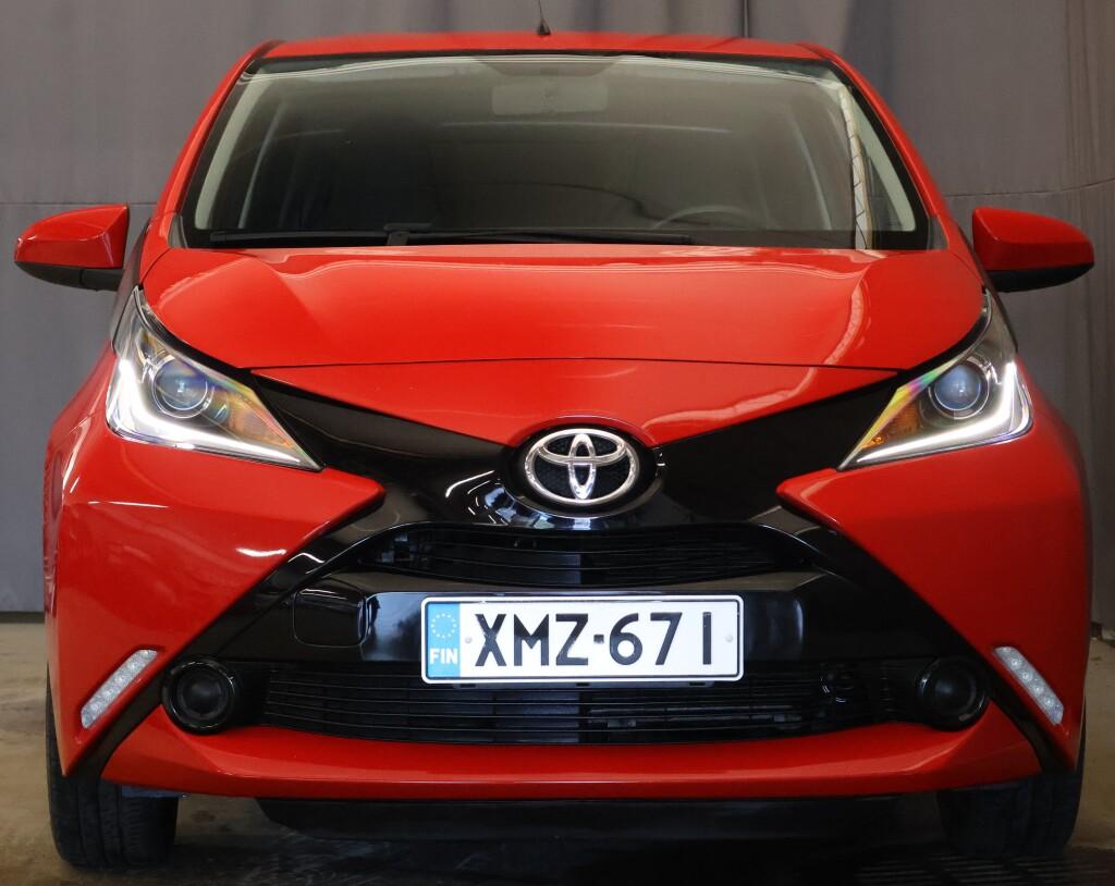 Toyota Aygo 1,0 VVT-i x-play 5ov 2017, kuva 4/23