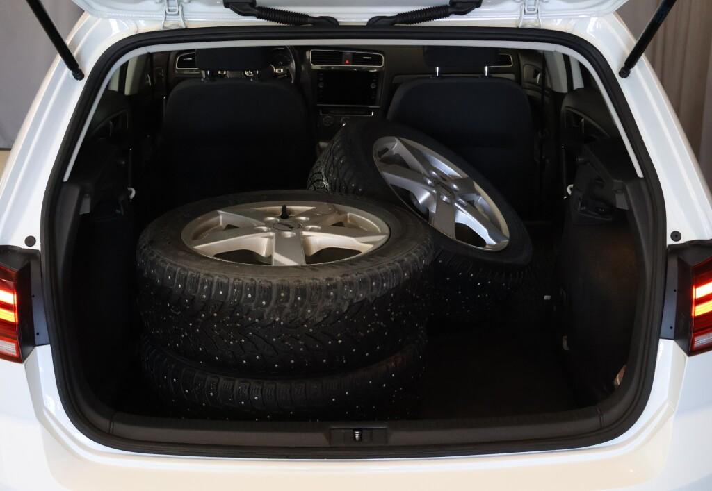 Volkswagen Golf 1.6 TDI DSG 5-ov 2019, bild 6/25