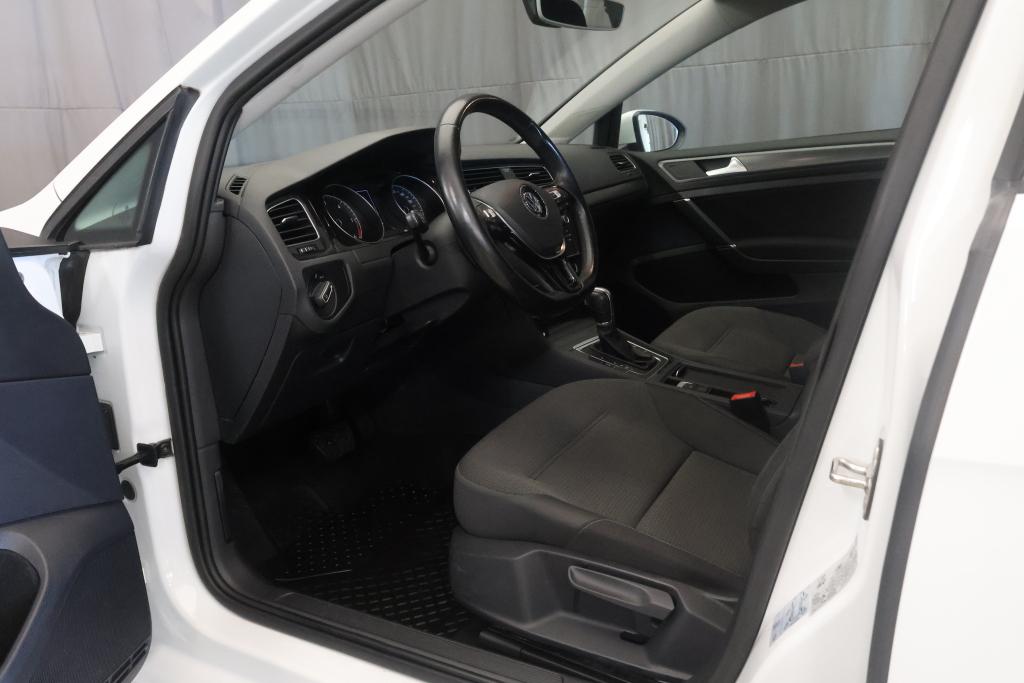 Volkswagen Golf 1.6 TDI DSG 5-ov 2019, bild 7/25