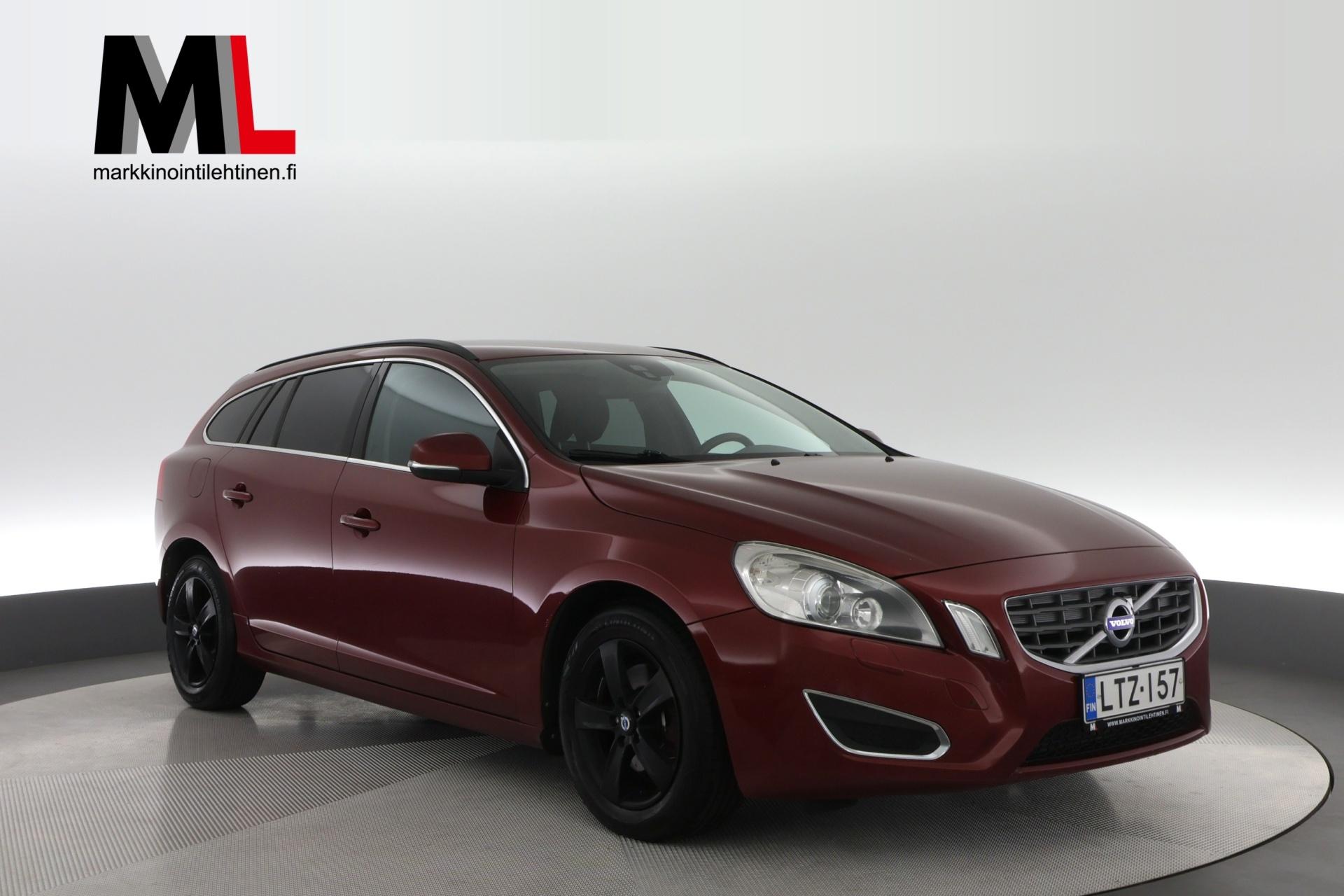 Volvo V60 D2 Momentum Business aut 2013, photo 4/30