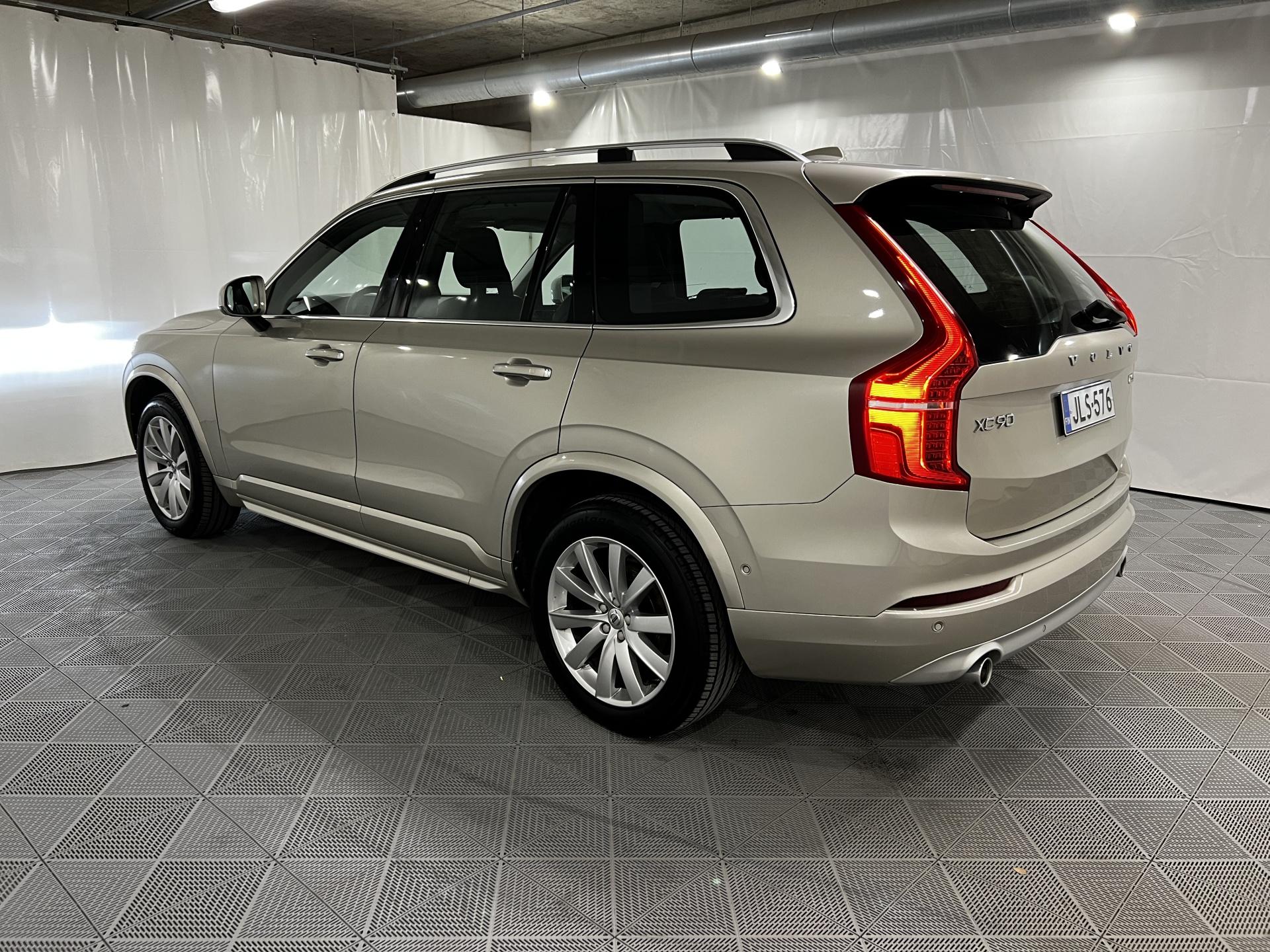 Volvo XC90 D5 AWD Inscription aut 7p 2016, photo 4/26