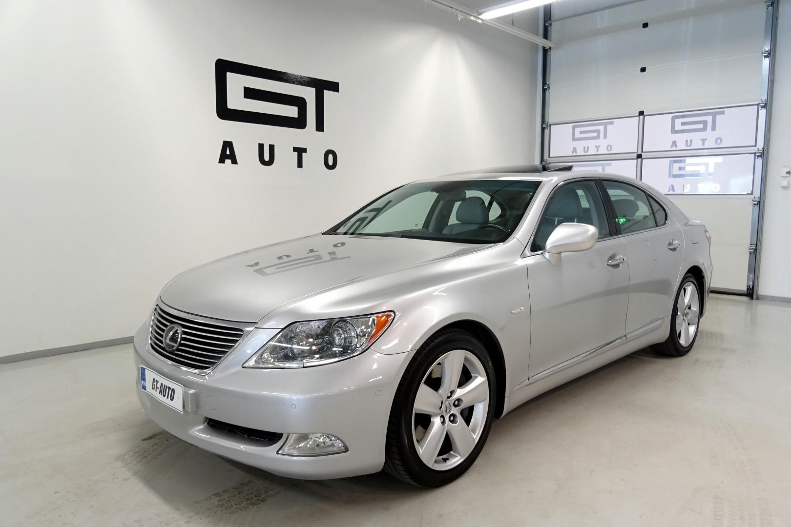 Lexus LS