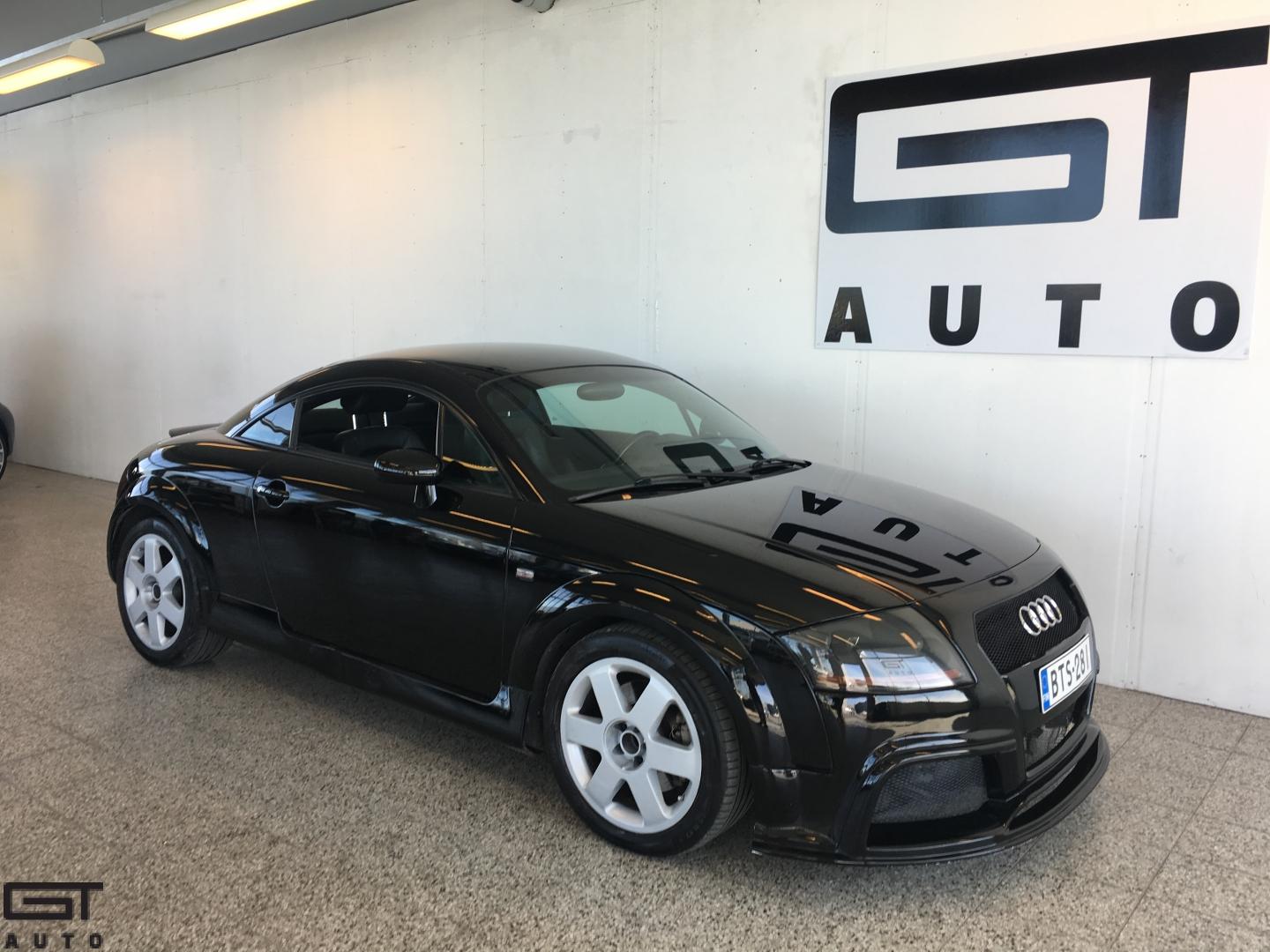 AUDI TT
