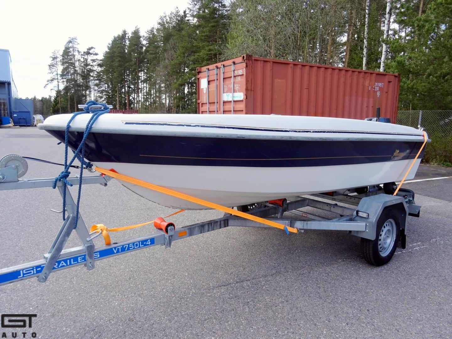 Yamarin 42 Open