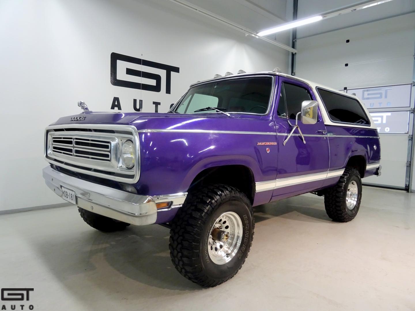 Dodge Ramcharger