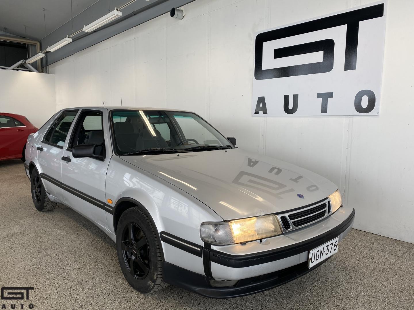 Saab 9000