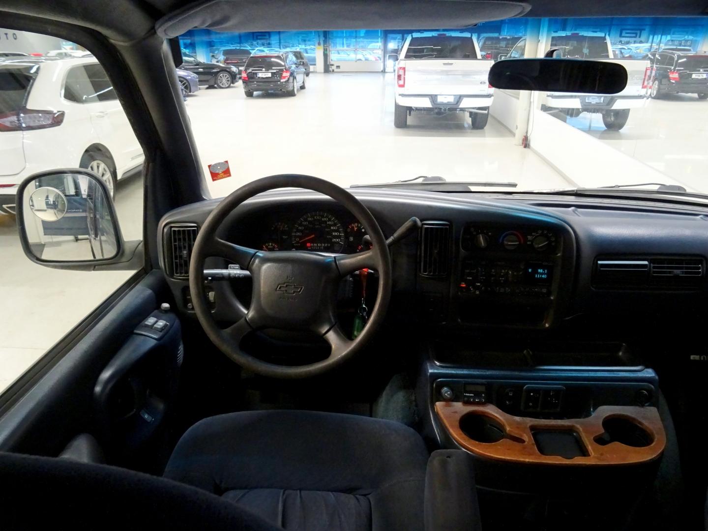 Chevrolet Chevy Van