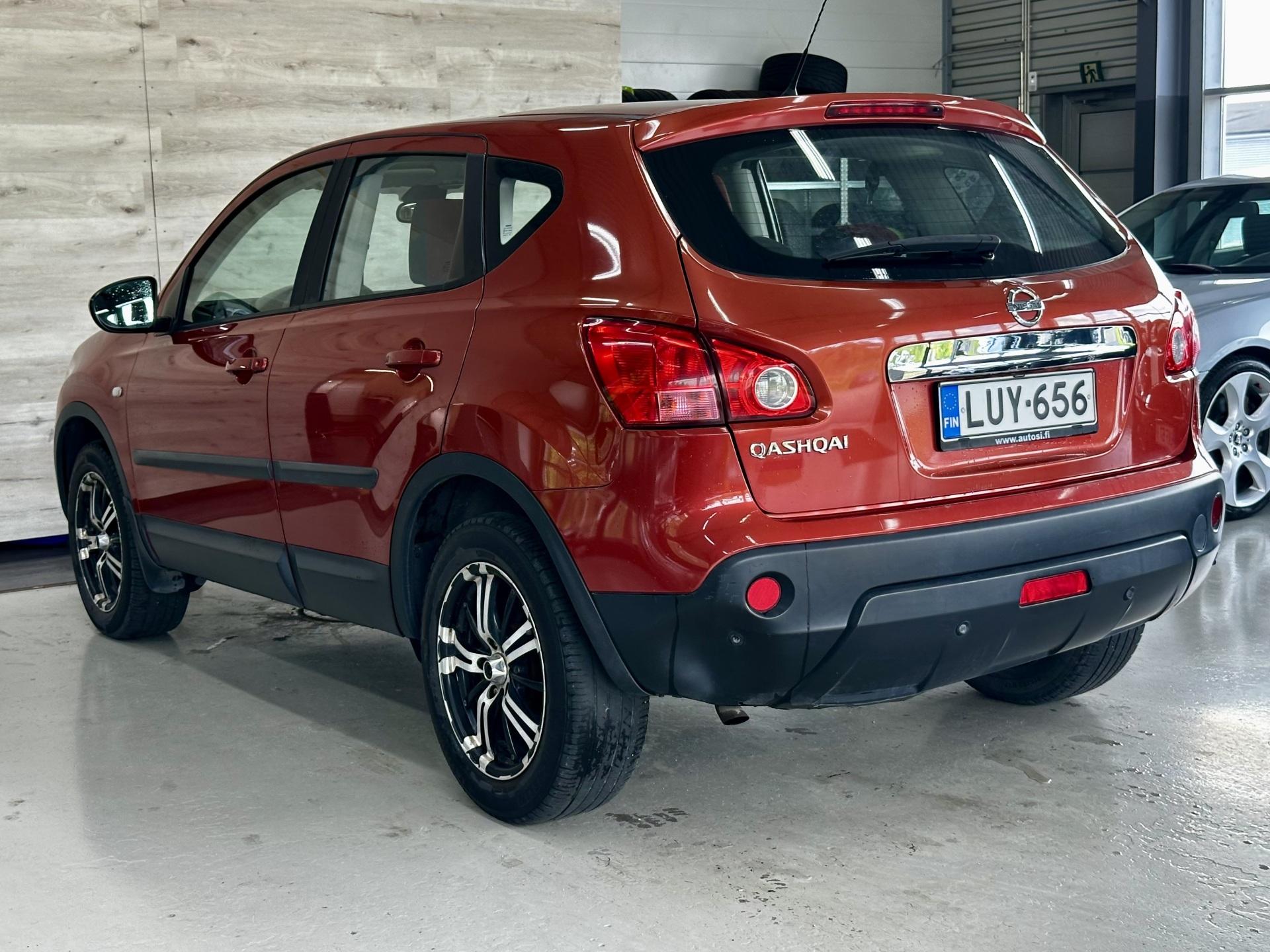 Nissan Qashqai 2,0L Tekna CVT 4WD 2007, photo 3/17