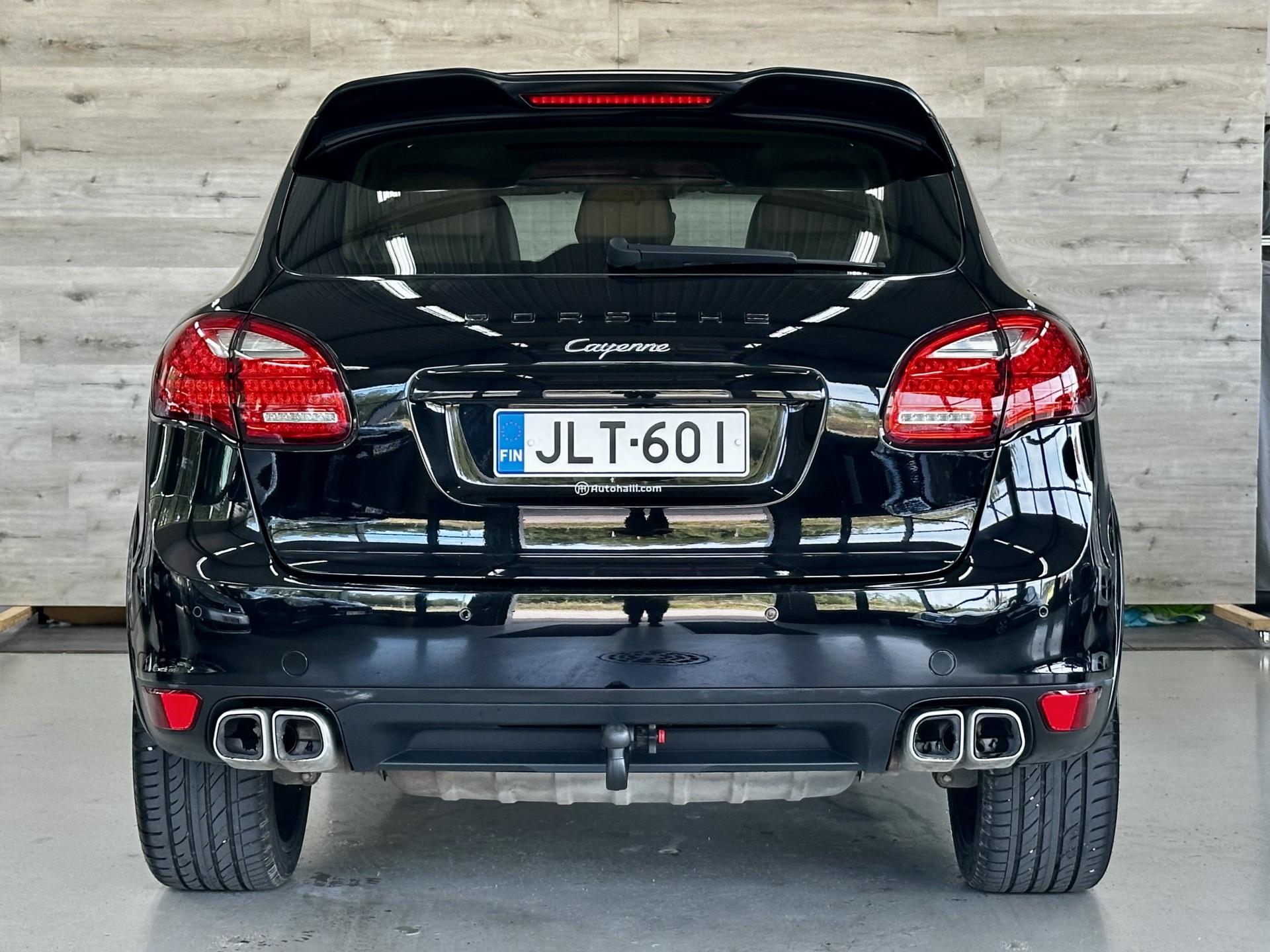 Porsche Cayenne 2012, kuva 5/26