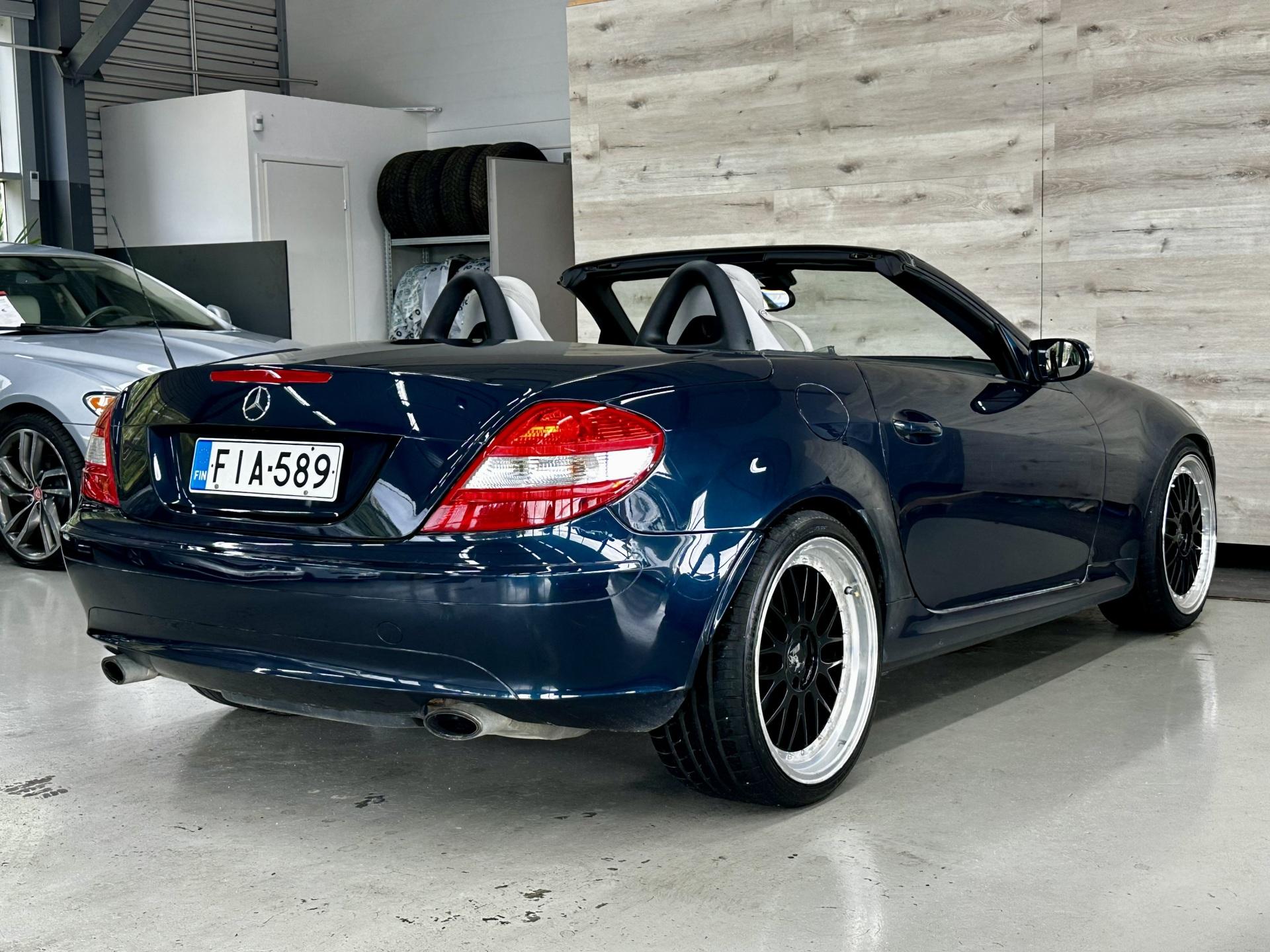 Mercedes-Benz SLK 2005, kuva 7/20