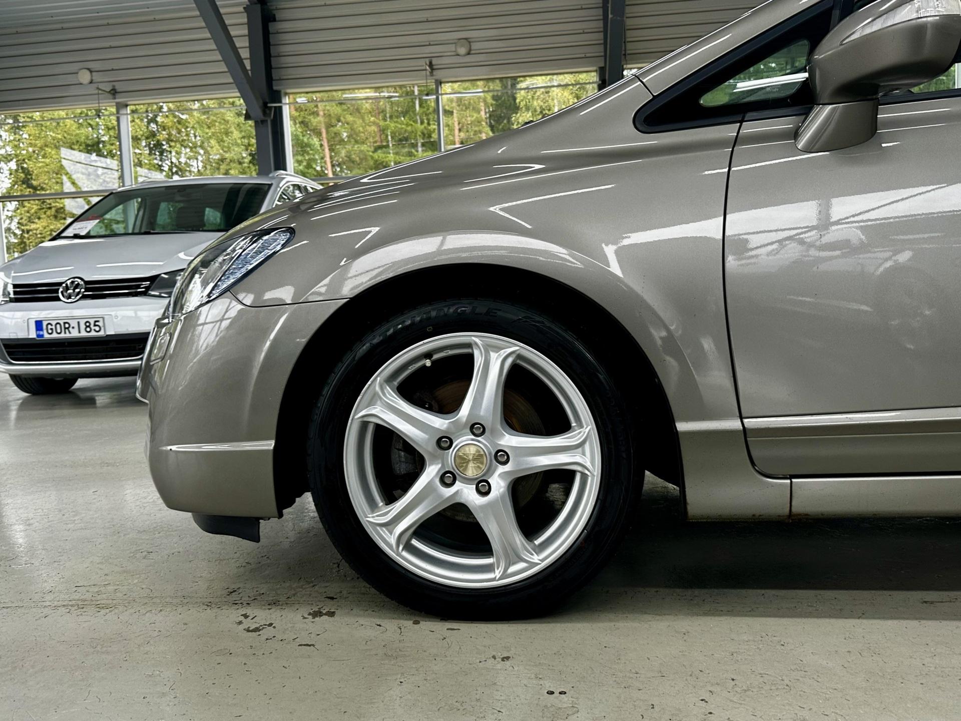 Honda Civic 1,8 Sedan, Suomiauto 2008, photo 3/23