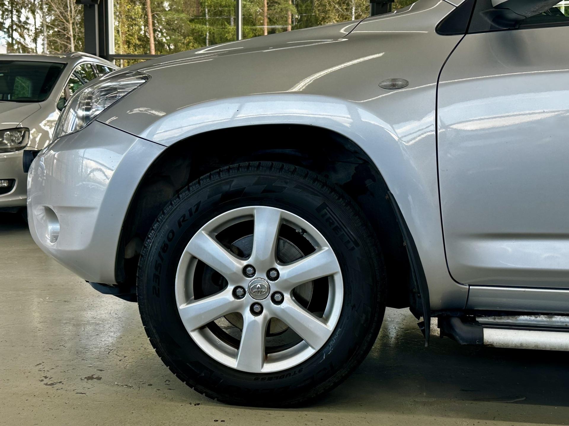 Toyota RAV4 2,0 VVT-i 4WD aut 2007, photo 3/17