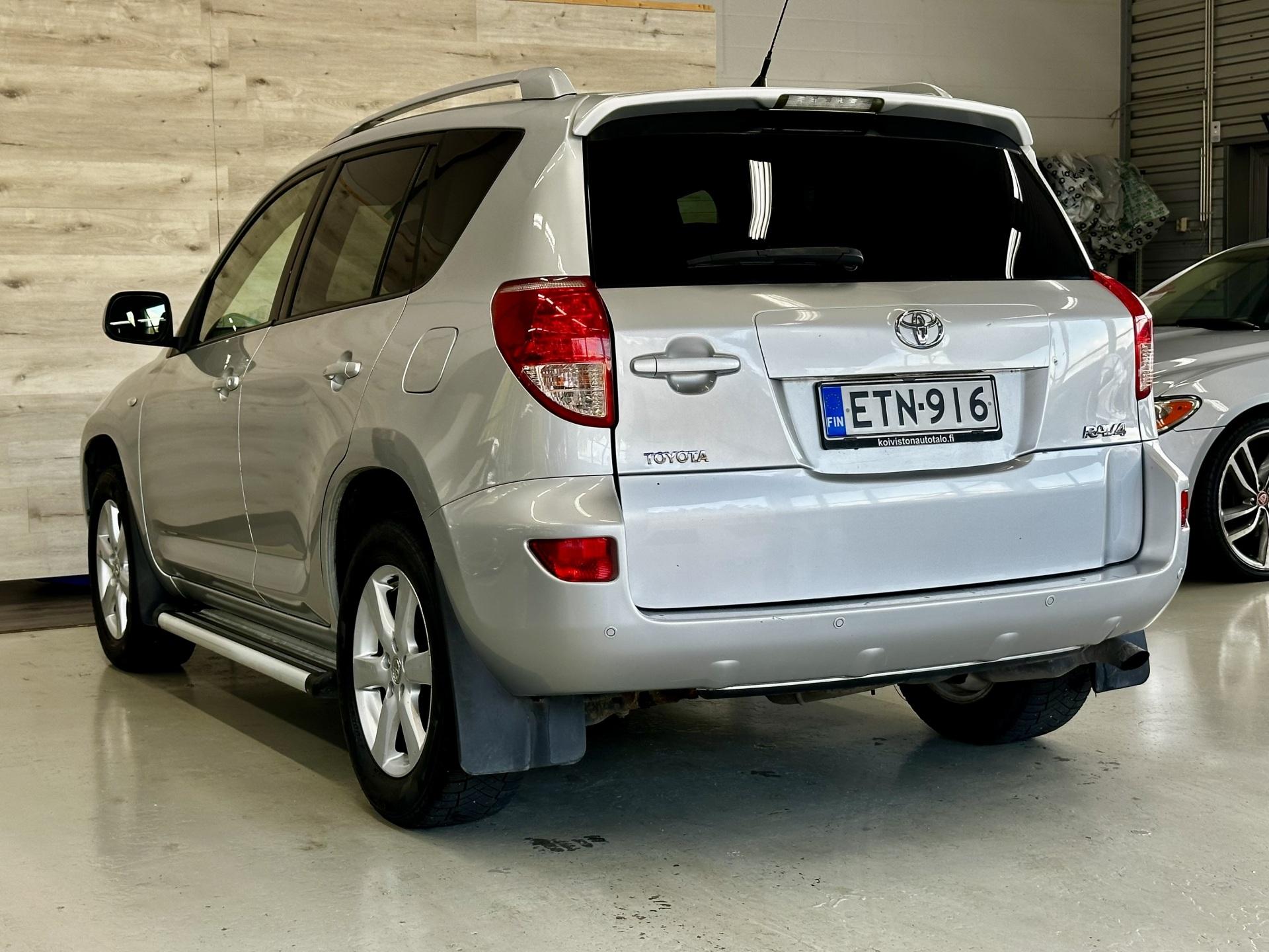 Toyota RAV4 2,0 VVT-i 4WD aut 2007, photo 4/17