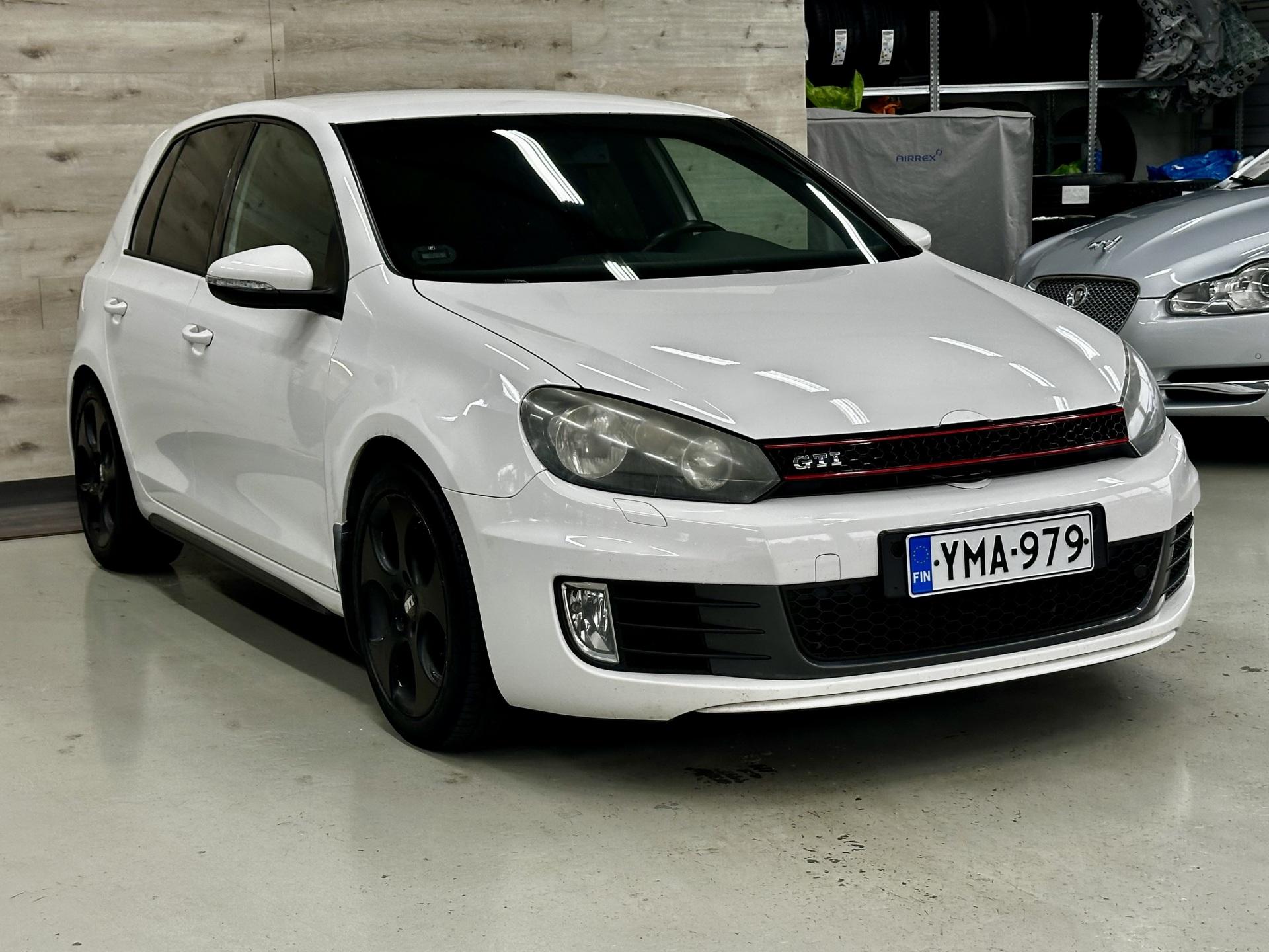 Volkswagen Golf GTI 2,0 155kW manuaali 2011, photo 7/24