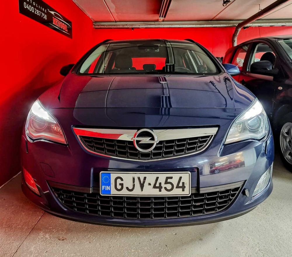 Vaihtoauto Opel Astra