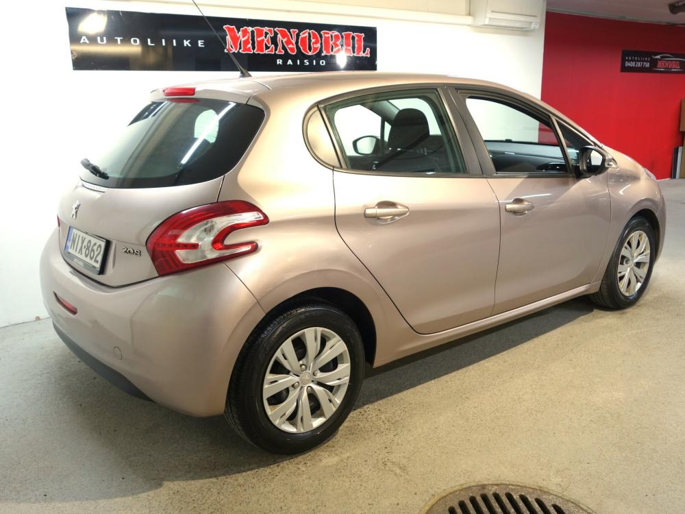 Vaihtoauto Peugeot 208