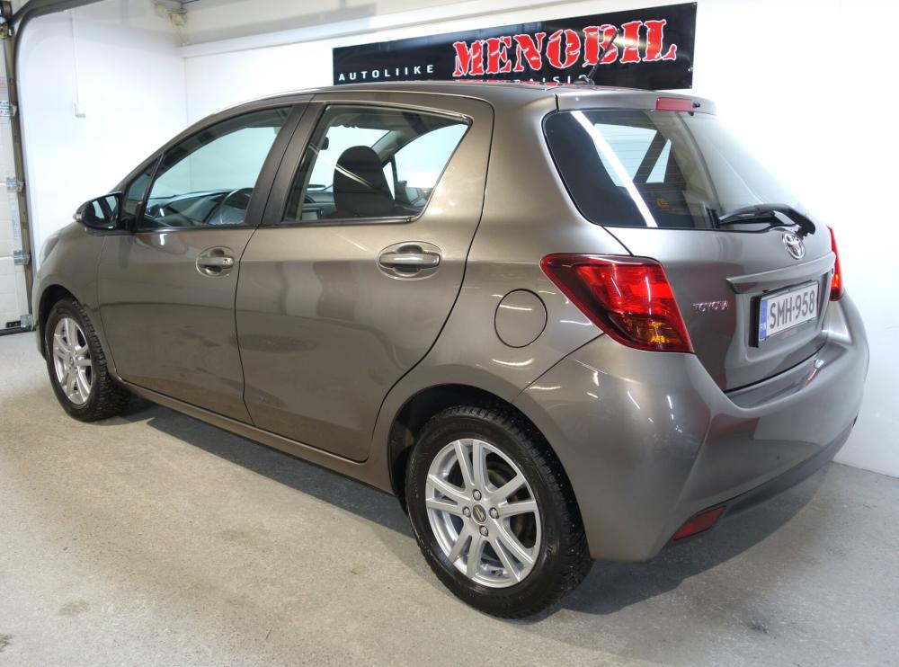 Vaihtoauto Toyota Yaris