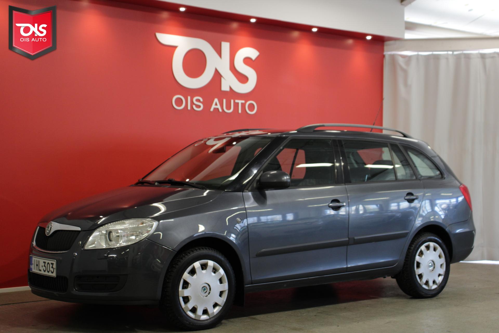 Combi 1,6 16V Ambiente * Vahvalla 1,6 Moottorilla * Ilmastointi * 2x Renkaat * Lohkolämmitin * Huoltokirja * Rahoitus