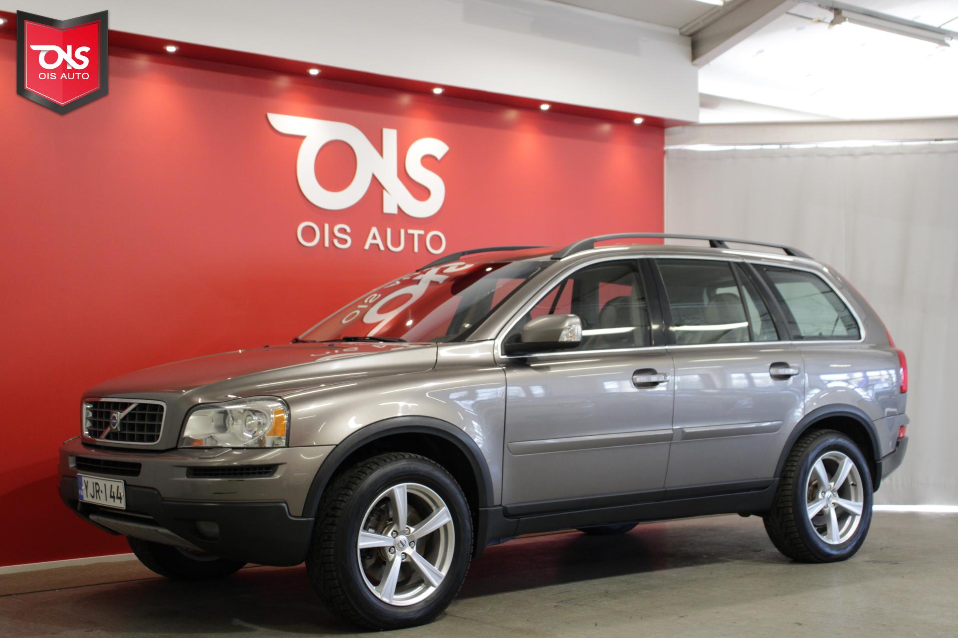 3.2 AWD * Aistikkaat sävyt ja pienet kilsat * 7-paikkainen * Xenonit * Vakkari * Koukku * Rahoitus