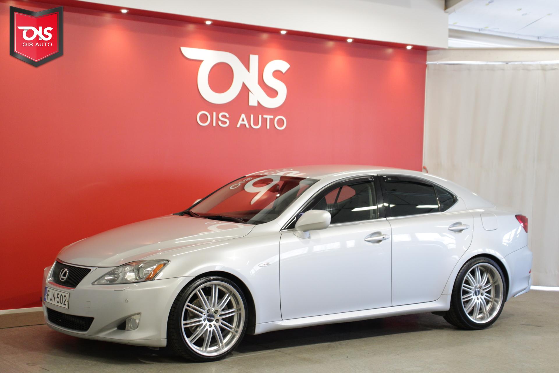 250 Luxury A * Näyttävä! * Mustat nahat ilmastoinnilla * Xenonit * Monaco 19″ * P-Kamera * Rahoitus *