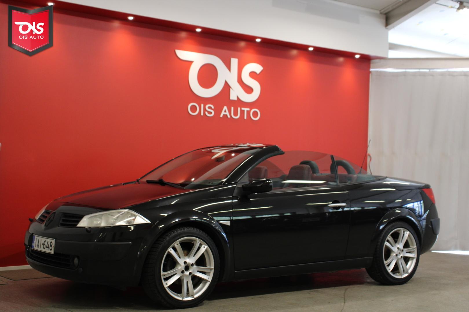 CABRIOLET 2.0 * Vähän ajettu nätti avo * Punainen nahkasisusta * Kova sähkökatto panorama lasilla * Vakkari * Rahoitus