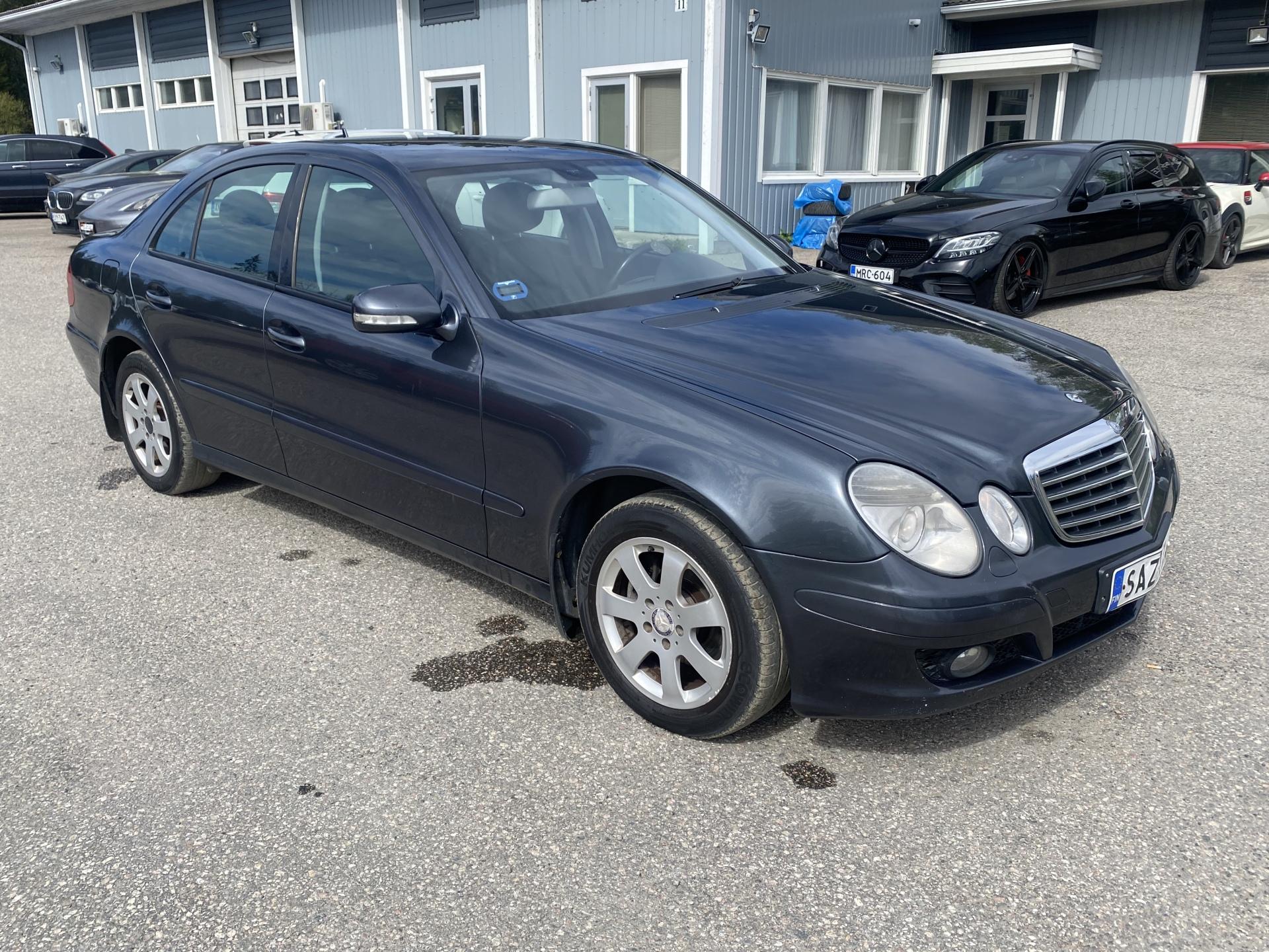 200CDI 2.1*SUOMI-AUTO*RAHOITUS*MYÖS LUOTTOTIEDOTTOMILLE*NAHKASISUSTA*2XALUT*P-LÄMMITTIMET*MOOTTORILÄMMITIN*AUTO-ILMA