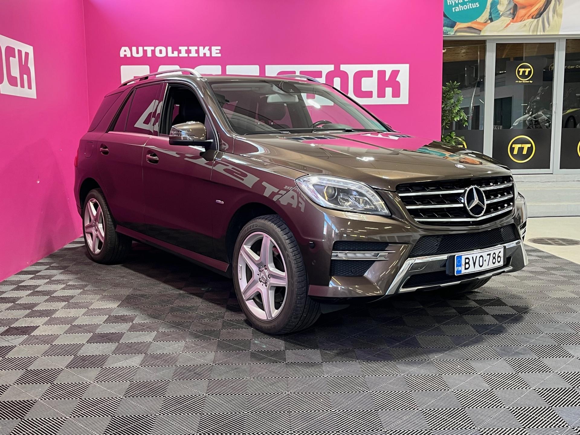 Mercedes-Benz ML 2012, kuva 3/17