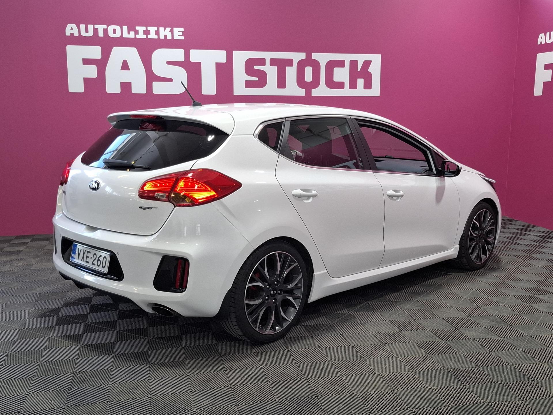 Kia Ceed 1,6 T-GDI GT 5D 2013, kuva 5/15