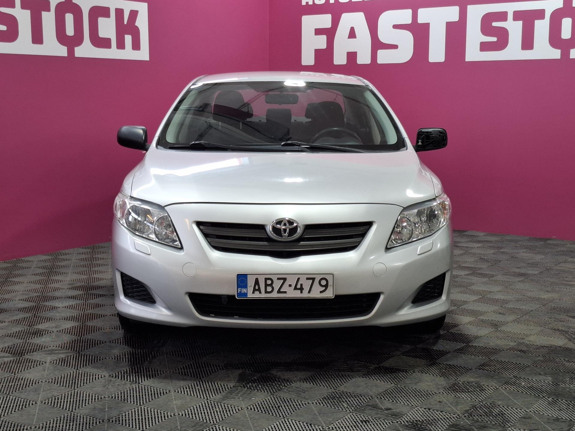 Toyota Corolla 1,4 D Terra 2009, kuva 2/20