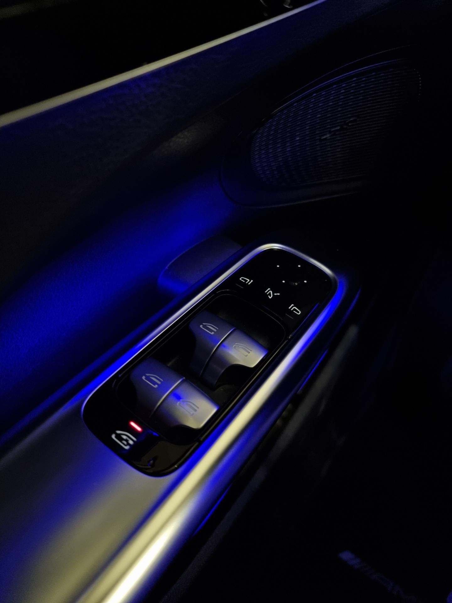 Mercedes-Benz C - Image 13