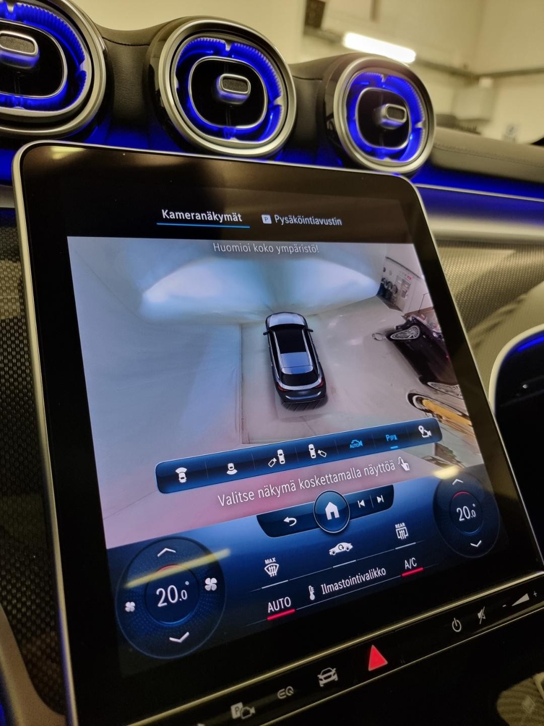 Mercedes-Benz C - Image 12