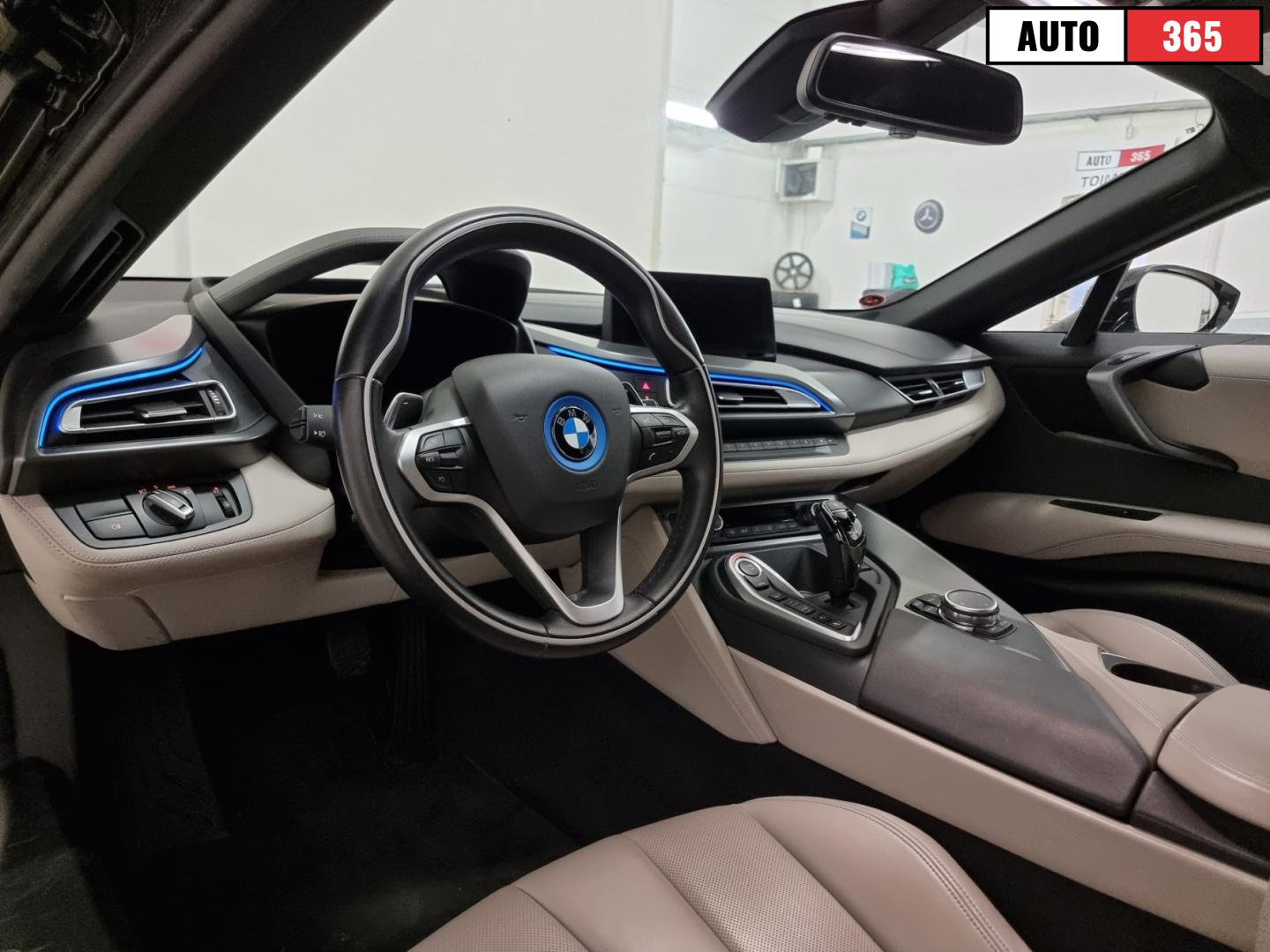BMW I8 - Image 5