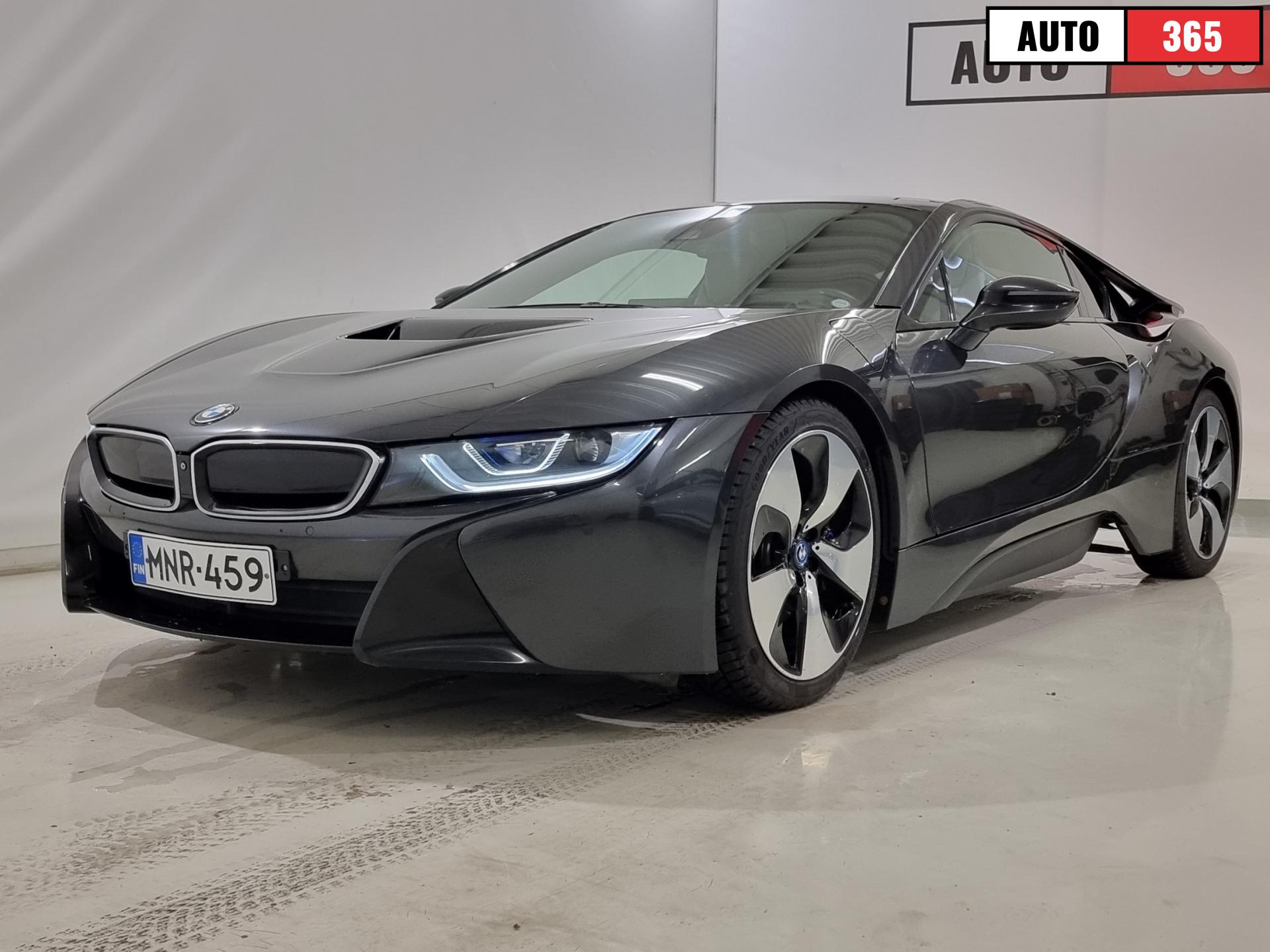 BMW I8 - Image 2