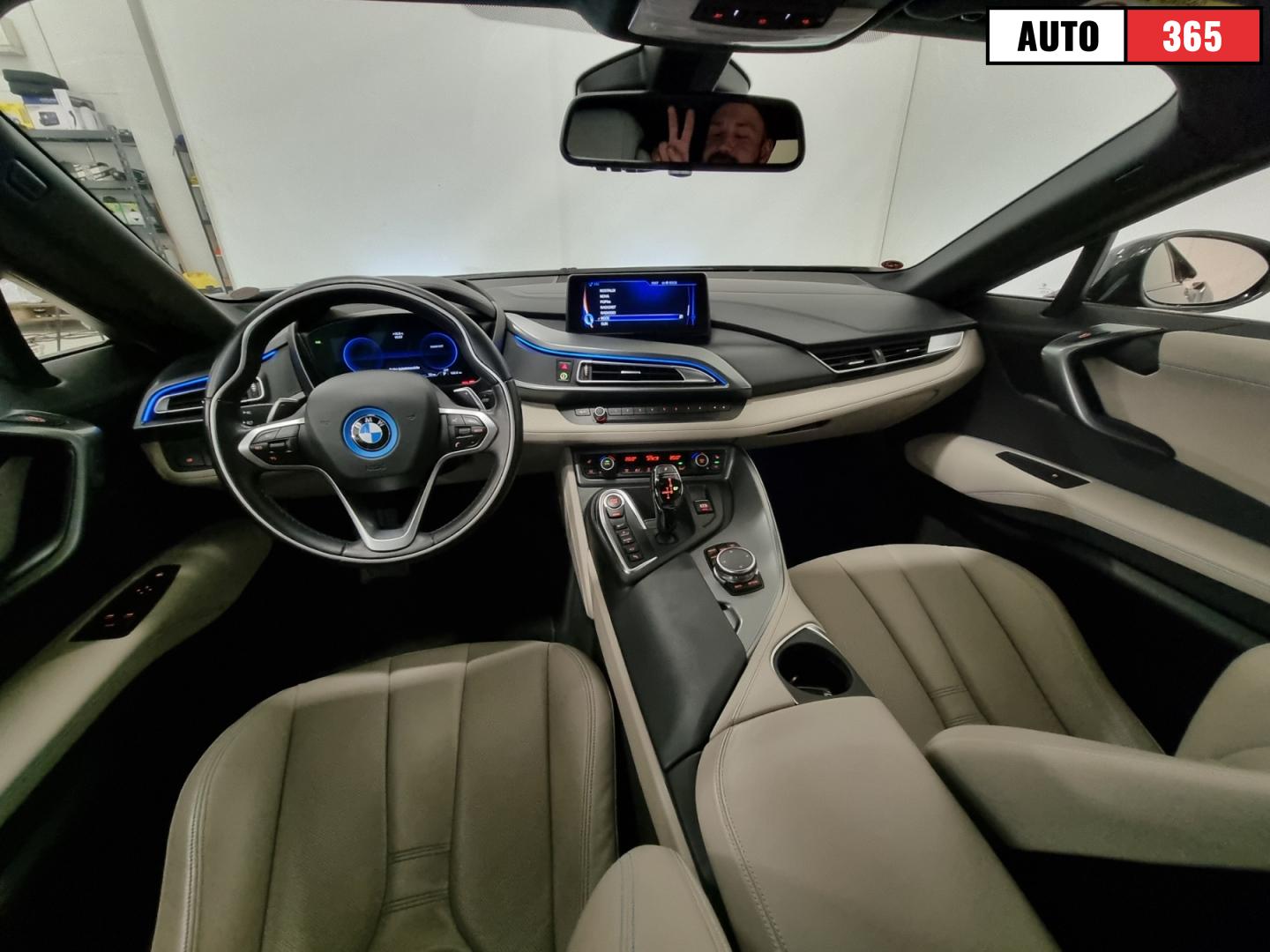 BMW I8 - Image 11