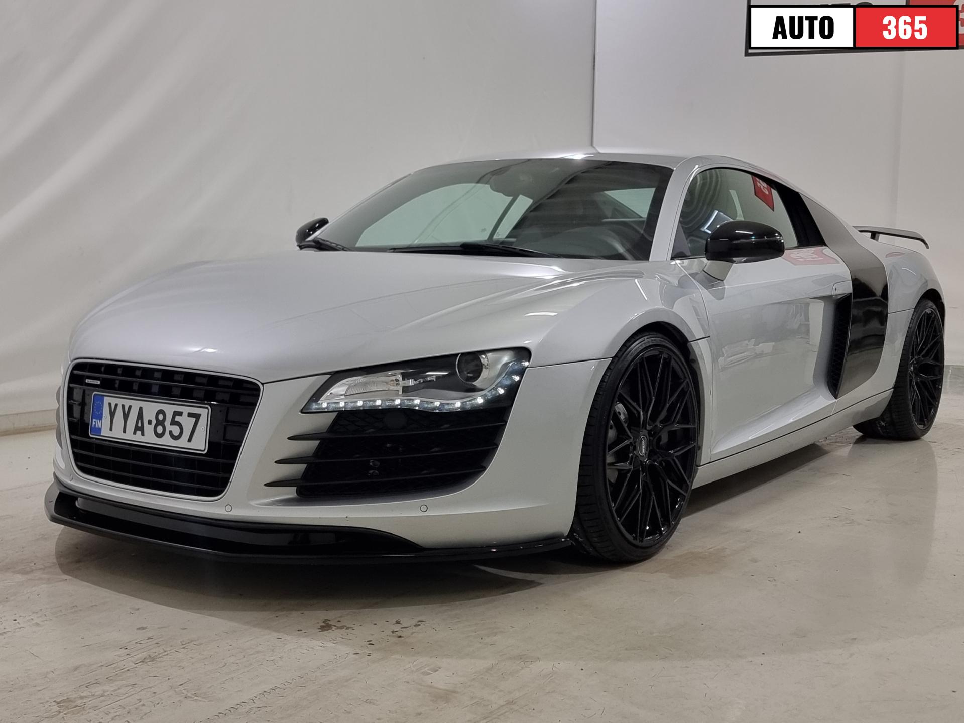Audi R8 - Image 2