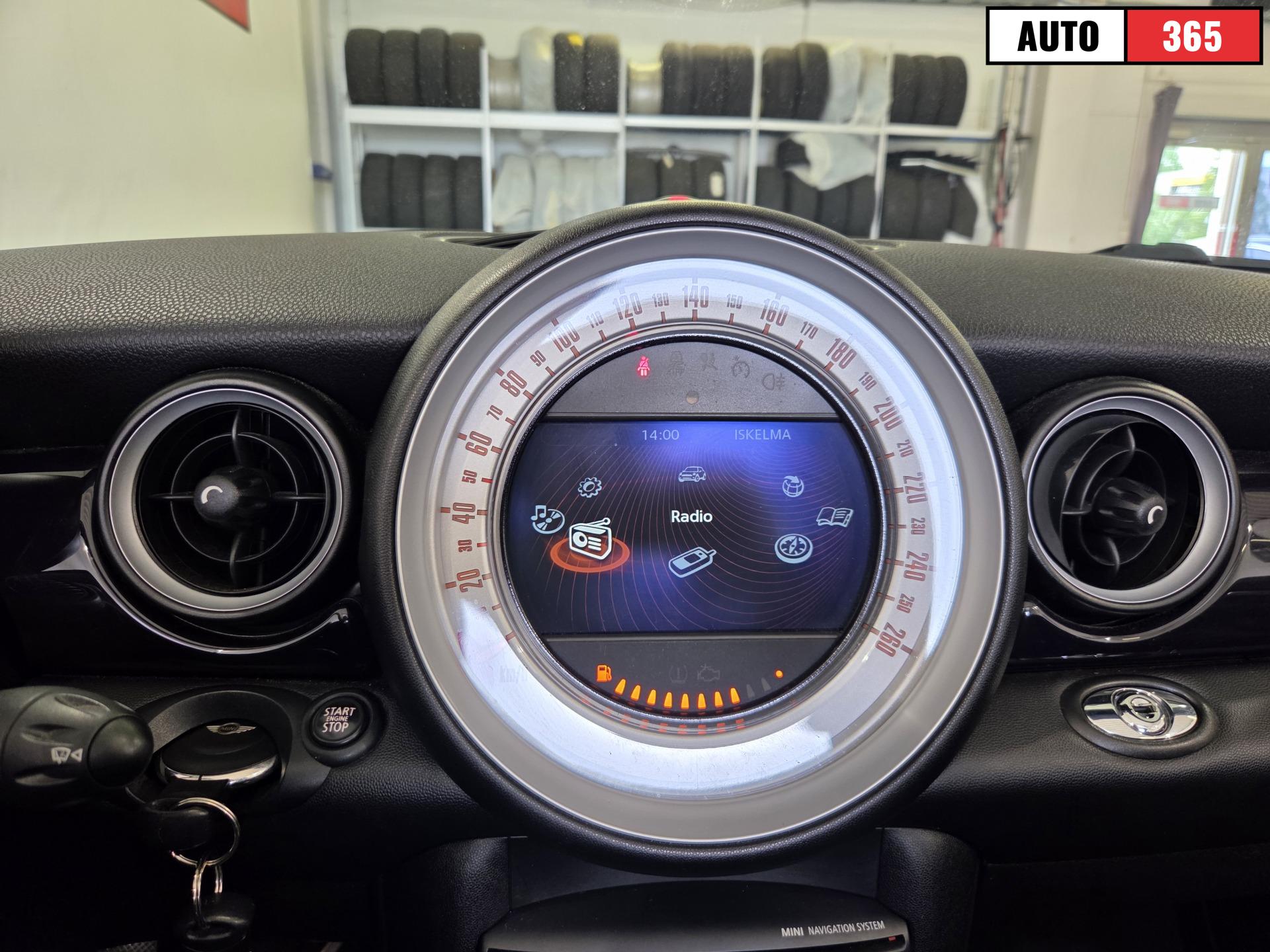 Mini Cooper - Image 12